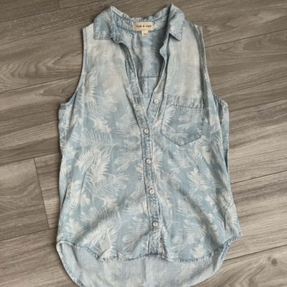 Cloth & Stone Button Up Tank Top, size XS
